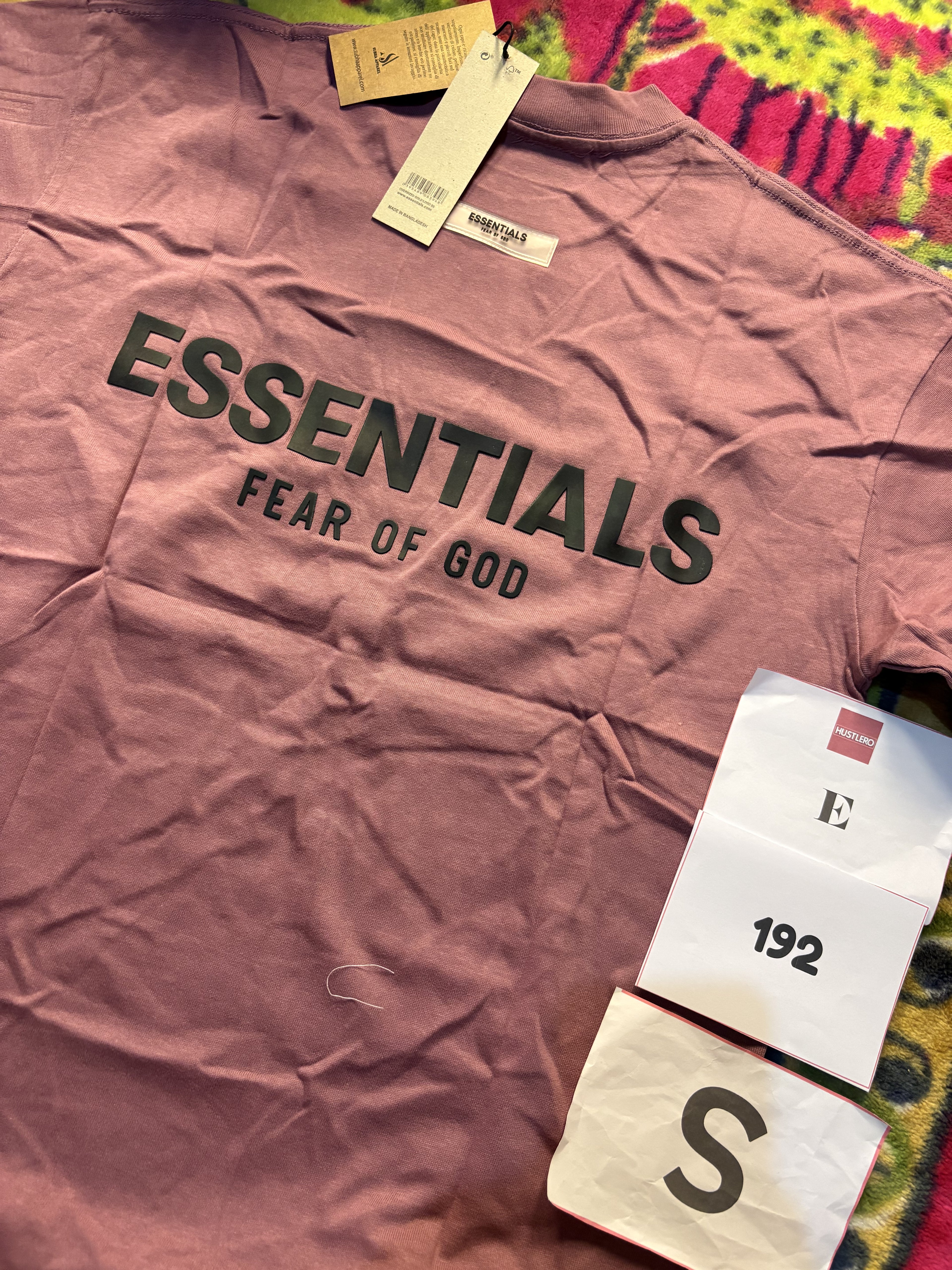 ESSENTIALS 192