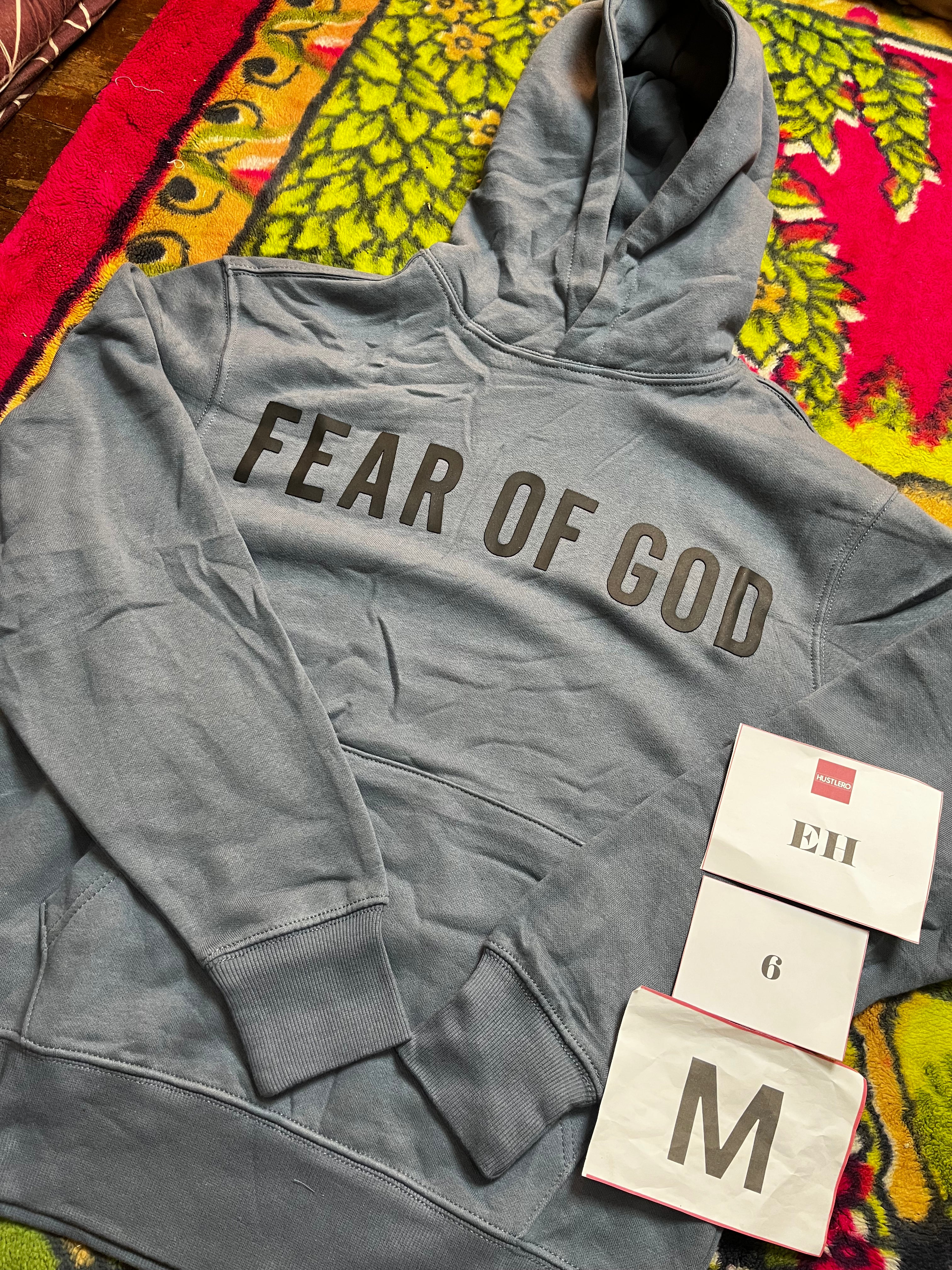 ESSENTIALS HOODIE6