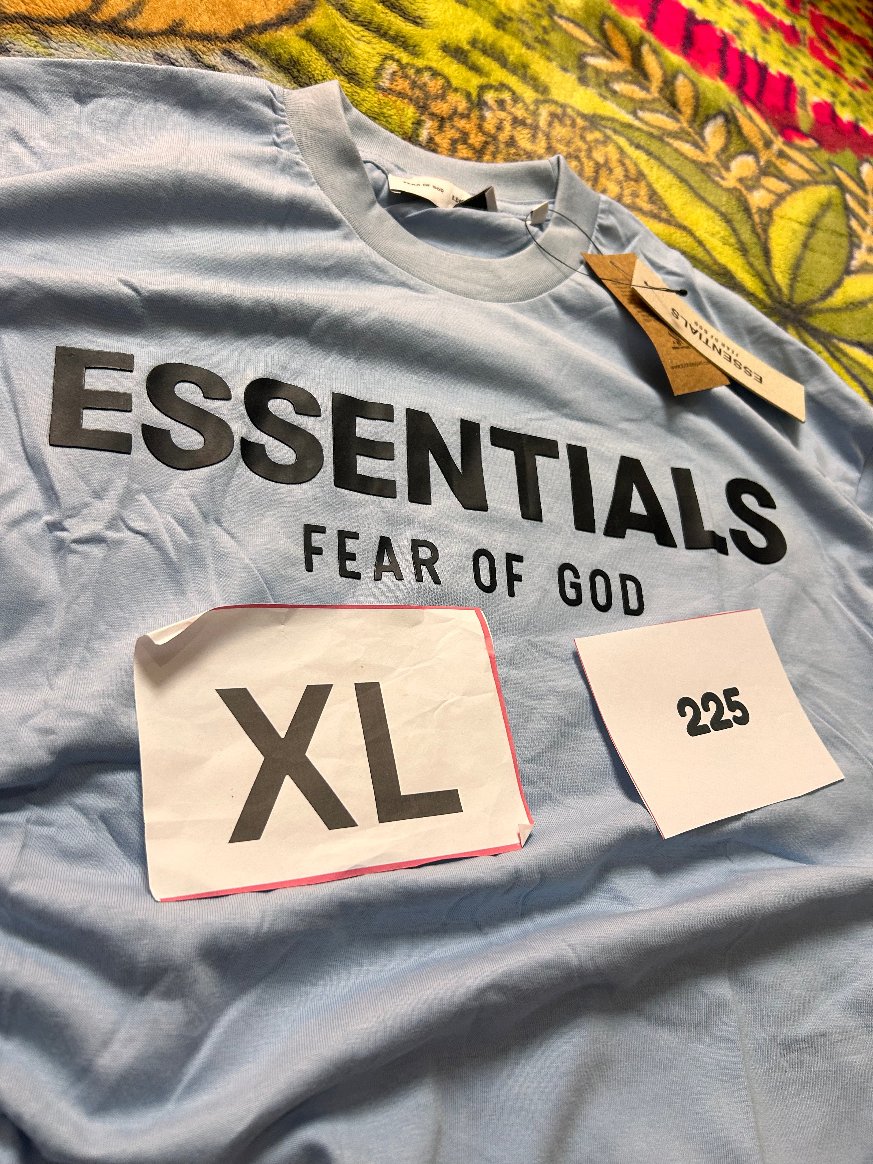 ESSSENTIALS 225