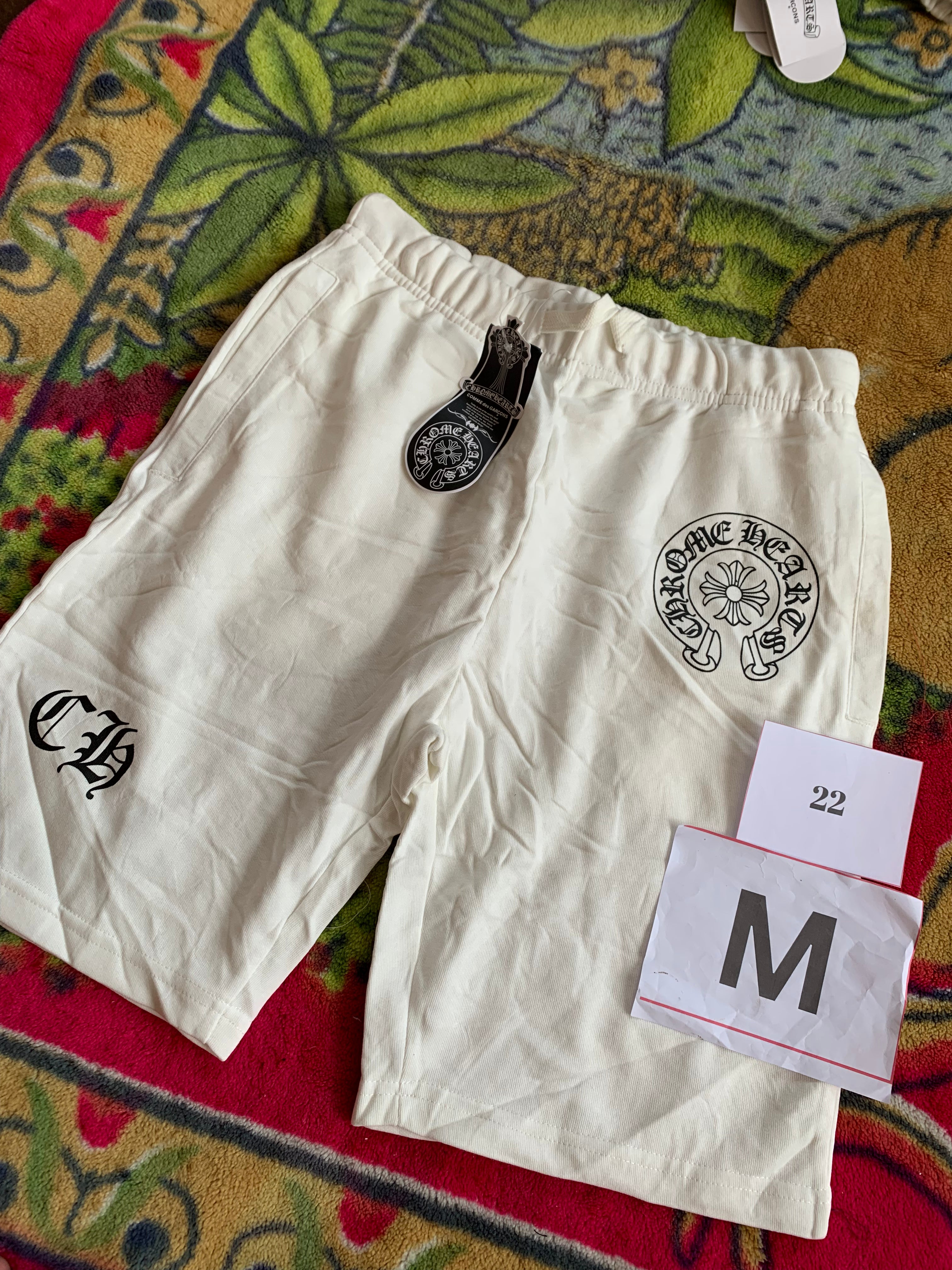 SHORTS 22