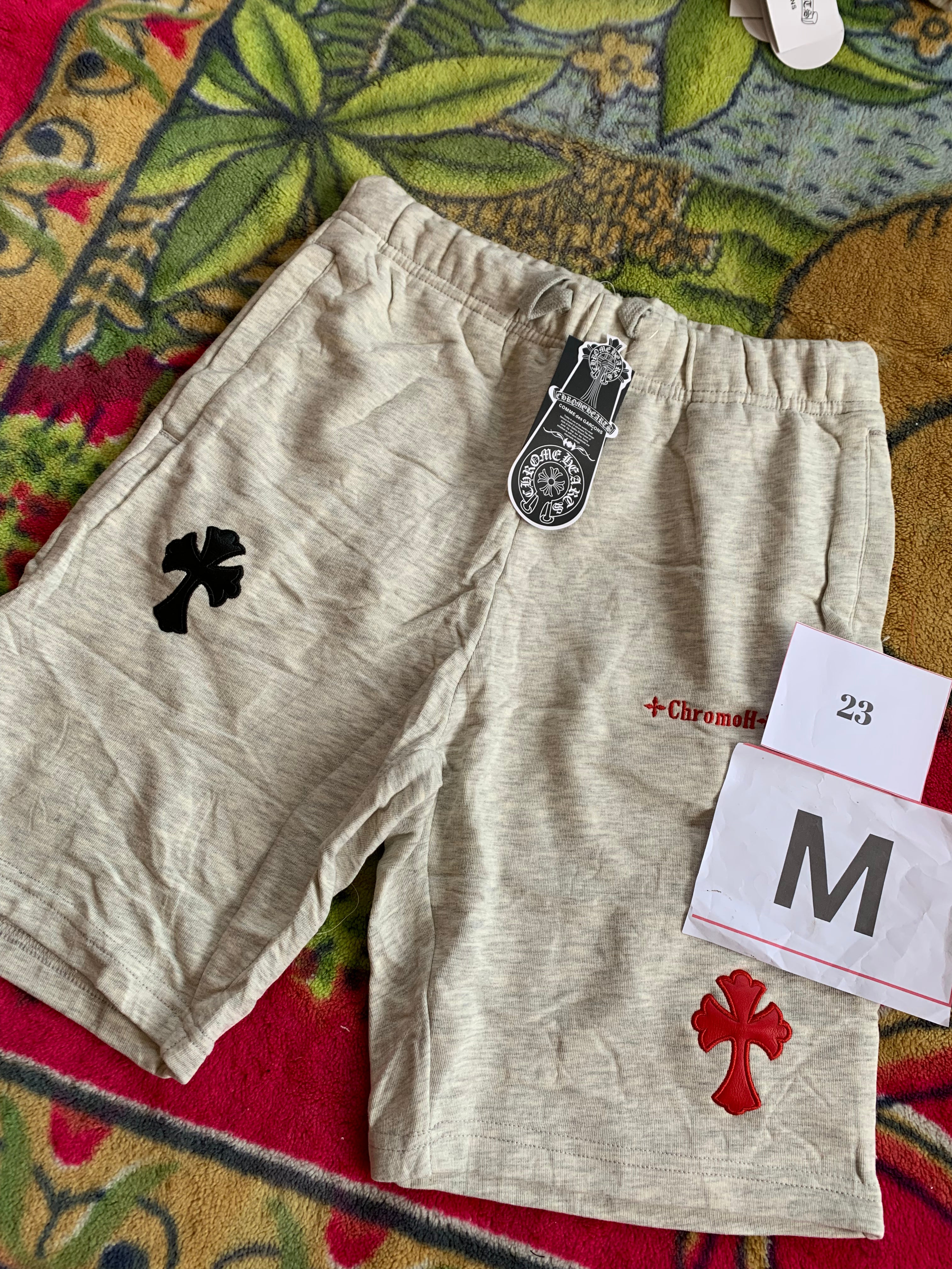 SHORTS 23