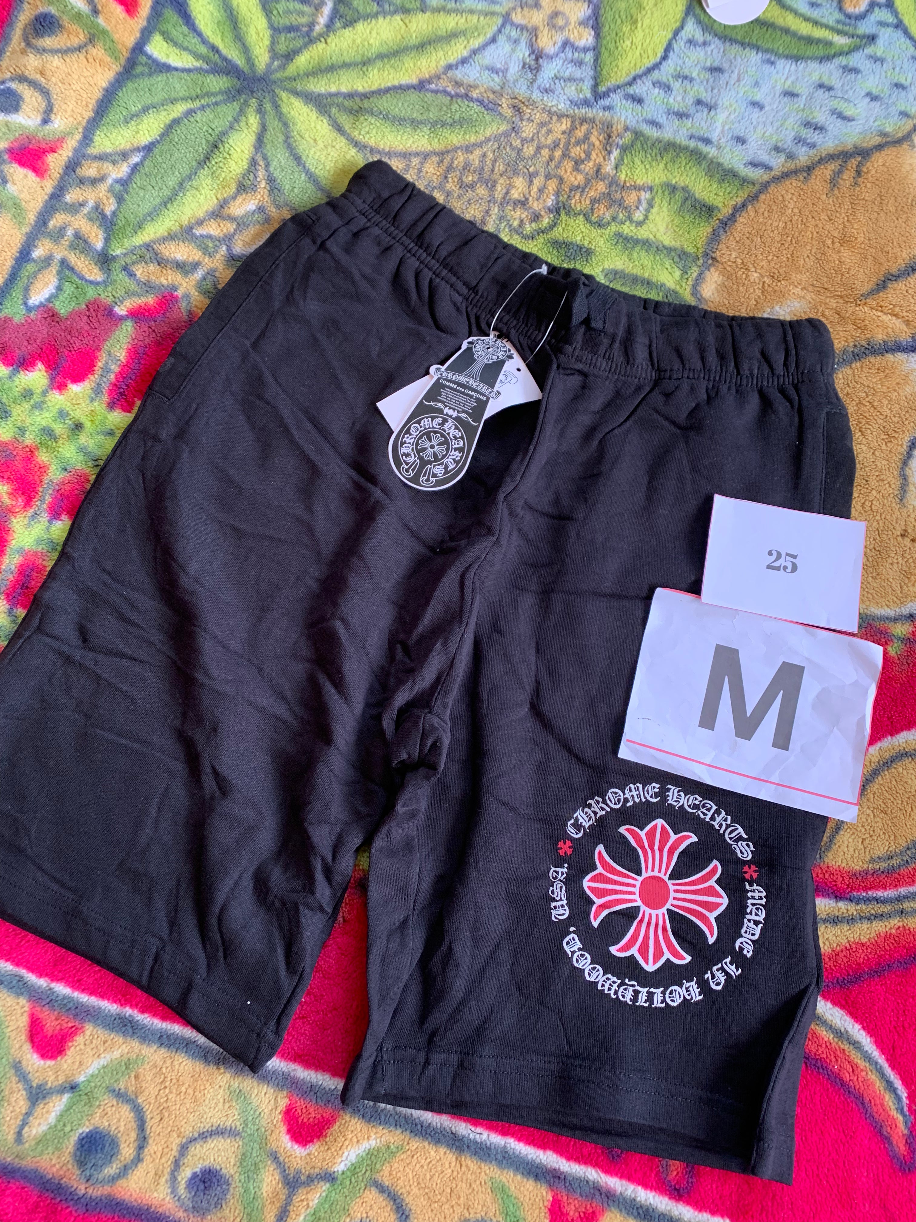 SHORTS 25