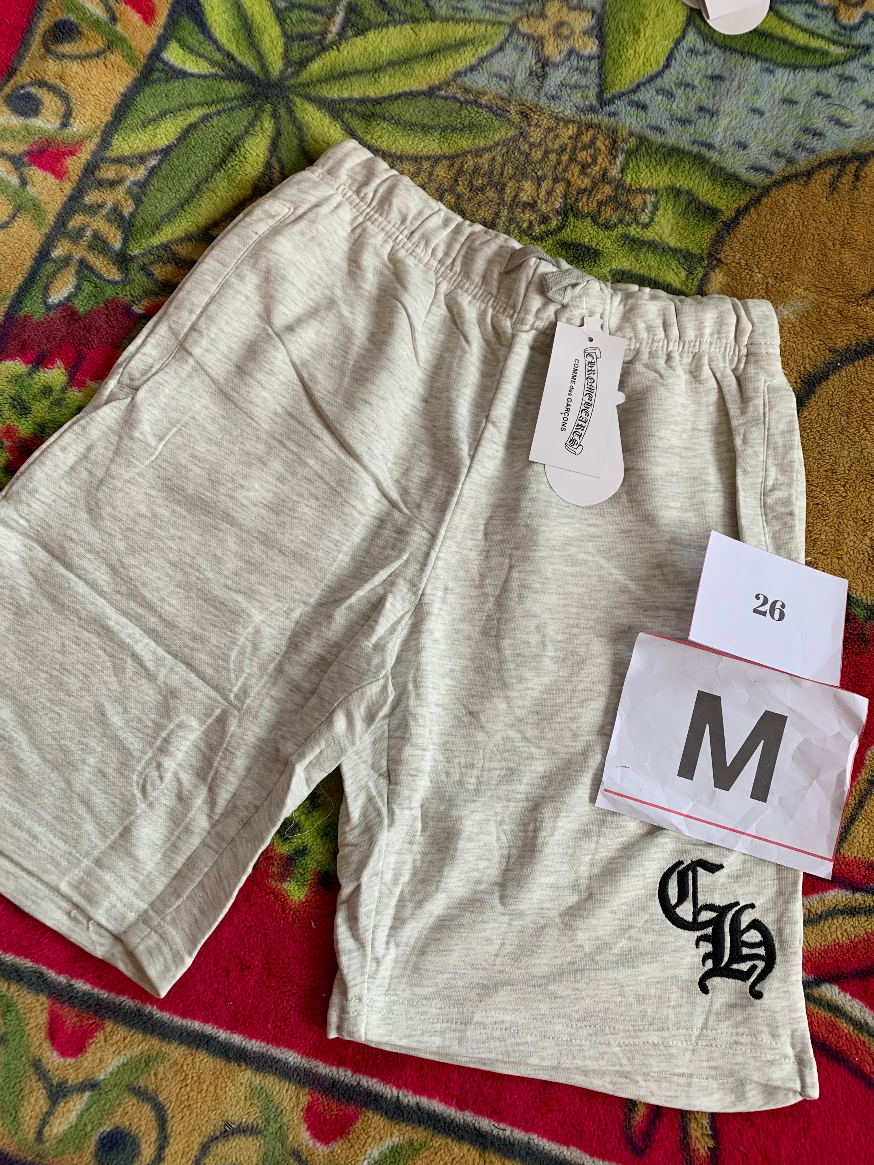SHORTS 26