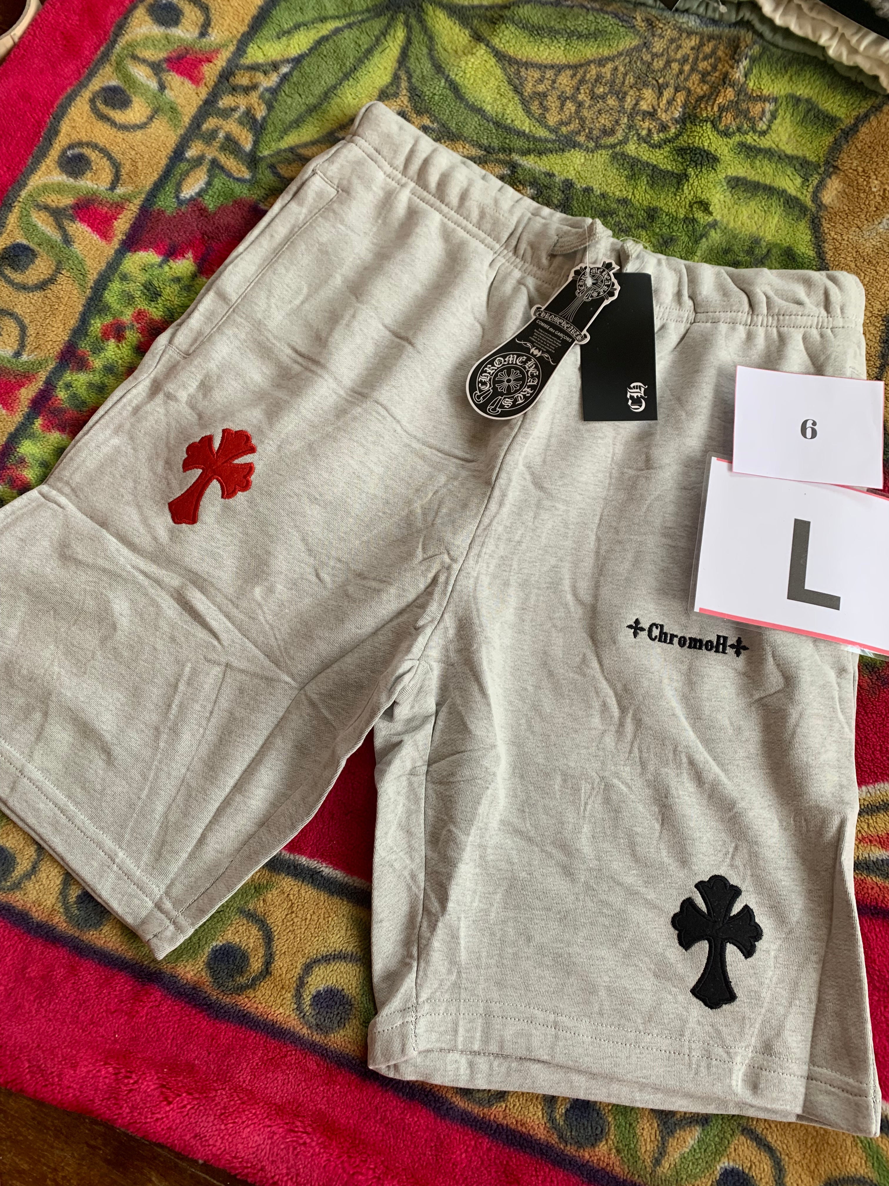 SHORTS 6