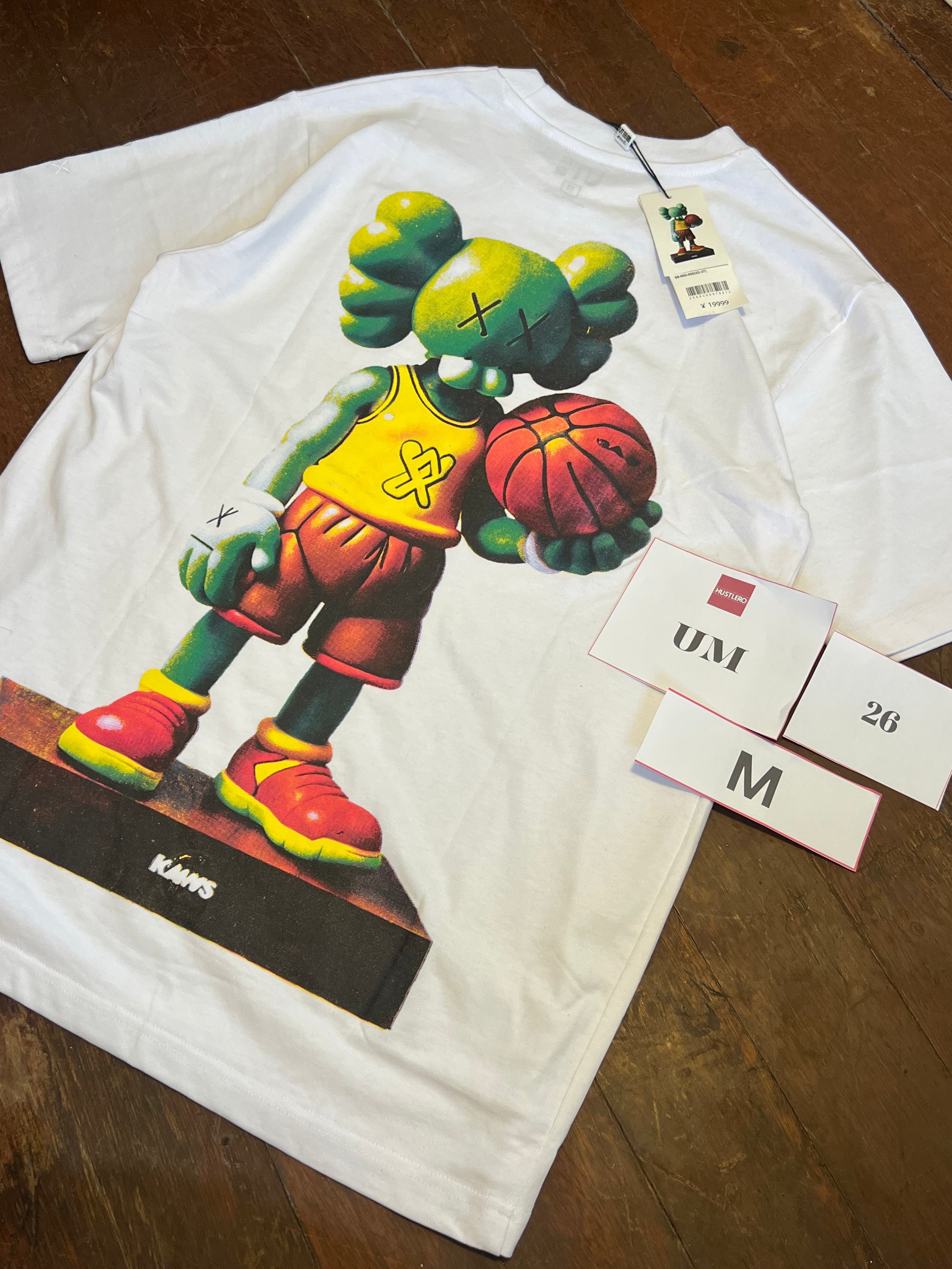 UNIQLO 26